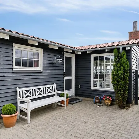 Holiday home Diddi - 170m From The Sea By Interhome *